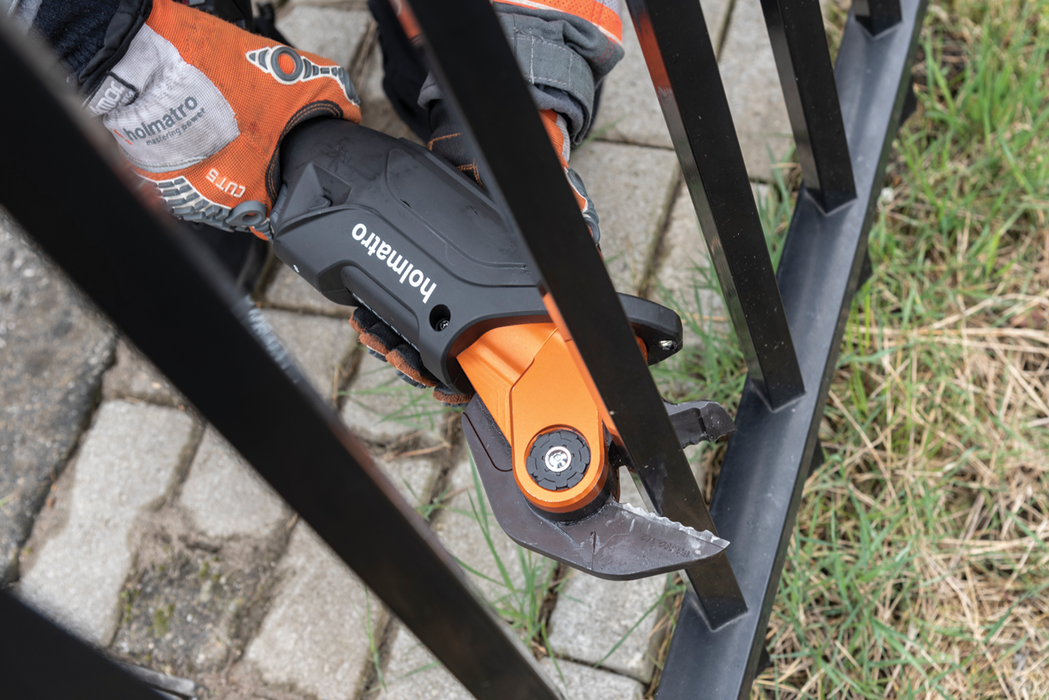 Holmatro MINI CUTTER INCL 2 BATTERIES CCU10